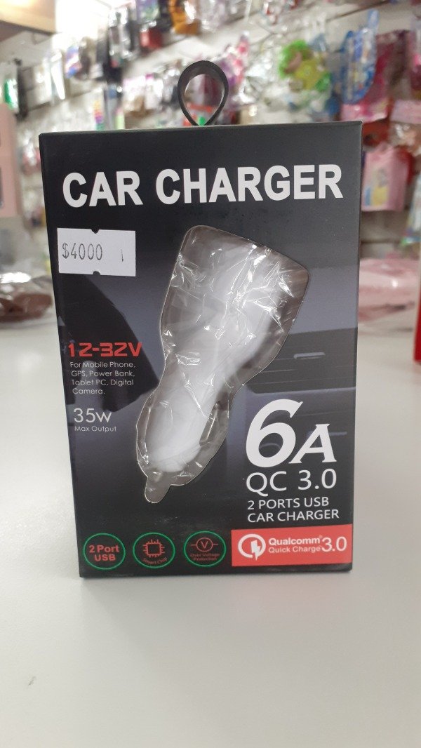 Producto - Cargador para auto