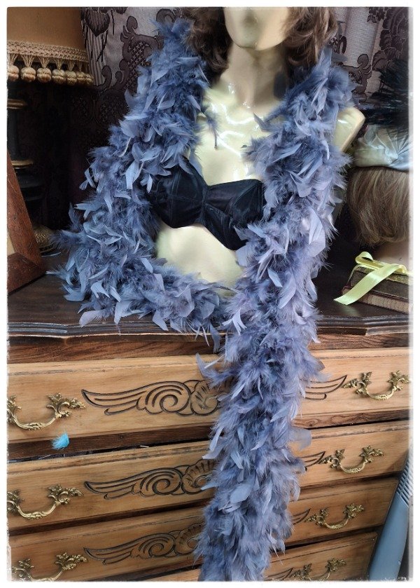 Producto - Boa Larga de Plumas Naturales Gris