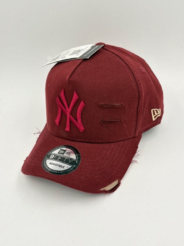 Producto - New era rasgada