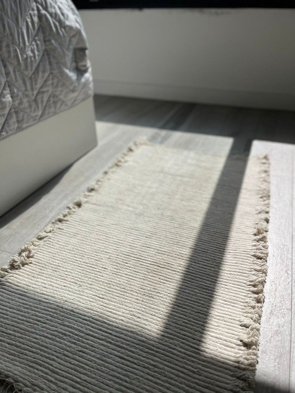 Producto - Alfombra Modelo Barrita Crudo 110x60cm