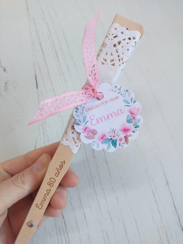 Producto - ABANICO GRABADOS