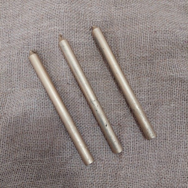 Producto - VELA LARGA DORADA X1