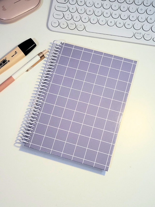 Producto - Cuaderno A5 tapa dura espiral - C117