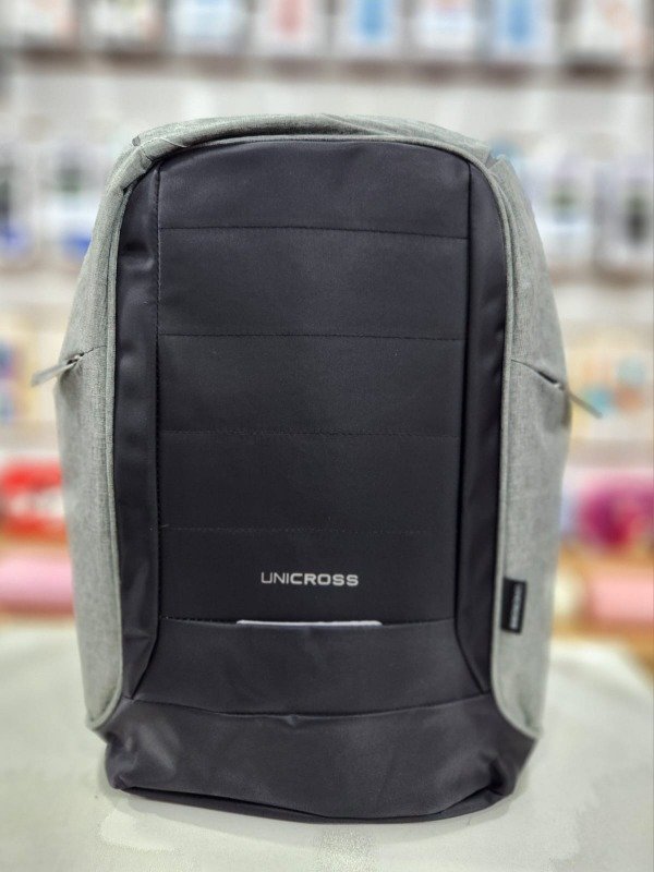 Producto - Mochila Antirrobo 18"