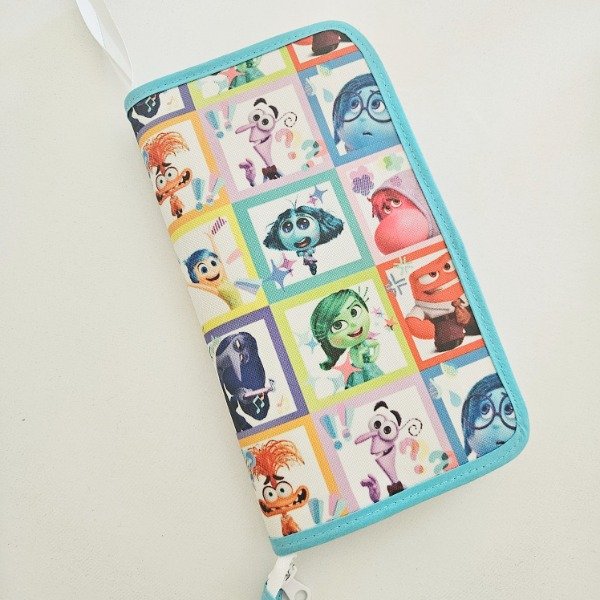 Producto - Cartuchera con bolsillos,  Intensamente