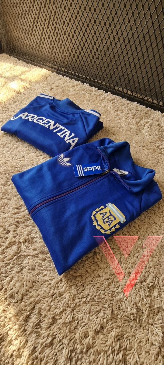 Producto - CAMPERA SELECCIÓN ARGENTINA SALIDA MUNDIAL 2026 - 1