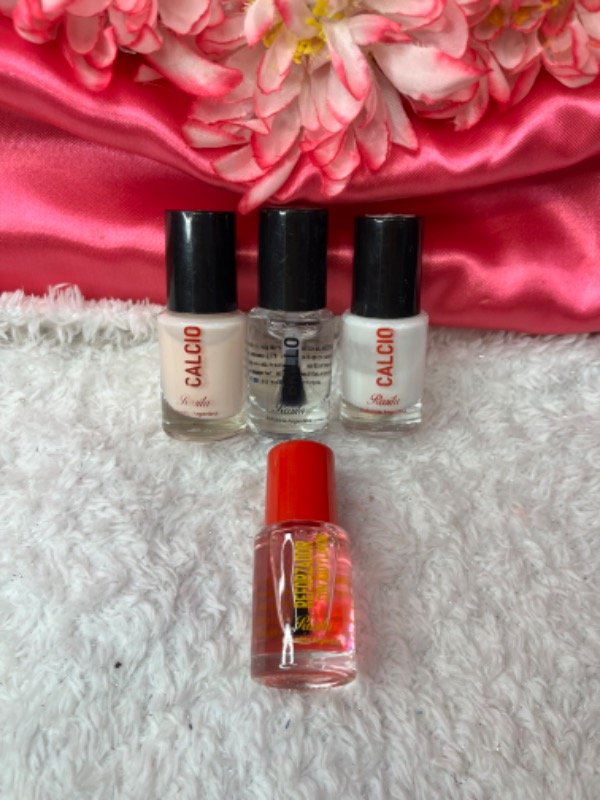 Producto - Esmaltes rositas-diferente modelos