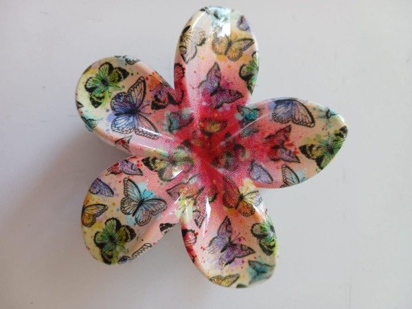 Producto - Broche p/pelo 7.5cm Flor Hawaiana Estampa Mariposa M05