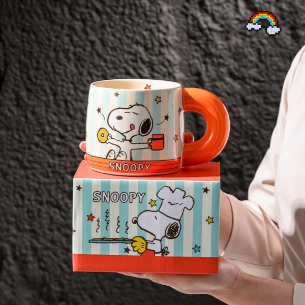 Producto - TAZA DE CERAMICA IMPORTADA SNOOPY RAYADA 1 - 0