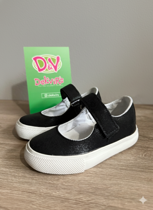 Producto - A 466 Guillermina PU con pasador