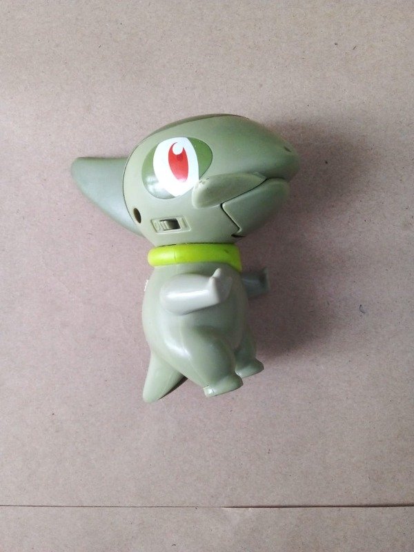 Producto - Axew Pokemon - McDonalds 2012 - Figura plástica - Usada