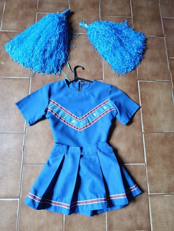 Producto - Porrista azul talle 8