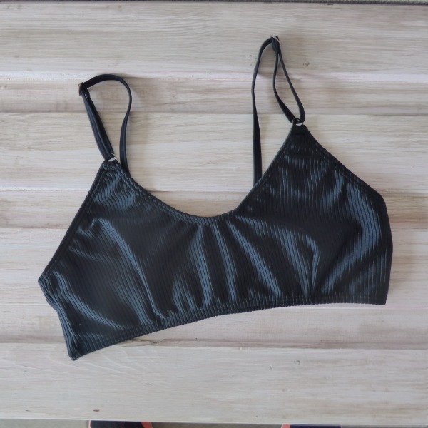 Producto - Top Regulable Morley Negro
