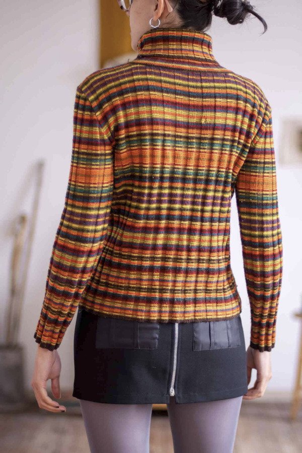 Sueter Orange Lines Talle: L- — imagen 3