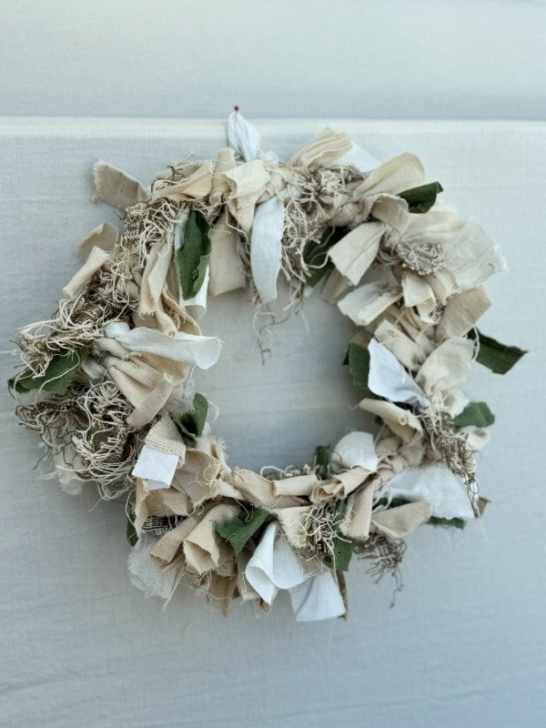 Producto - Corona Navideña FLECOS para colgar