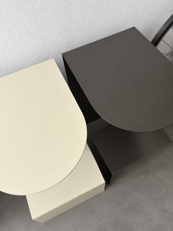 Producto - Mesa auxiliar/de luz G - 3 posiciones, chapa plegada - Color: Chocolate - 3