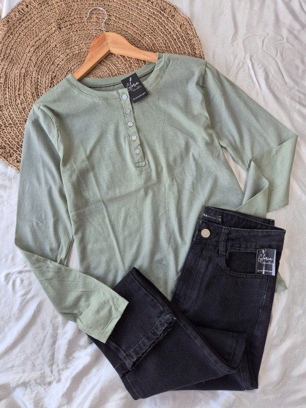 Producto - REMERA OLSEN