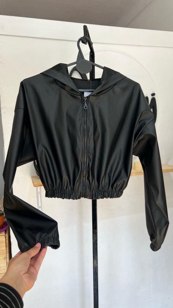 Producto - CAMPERA CROP CUERINA