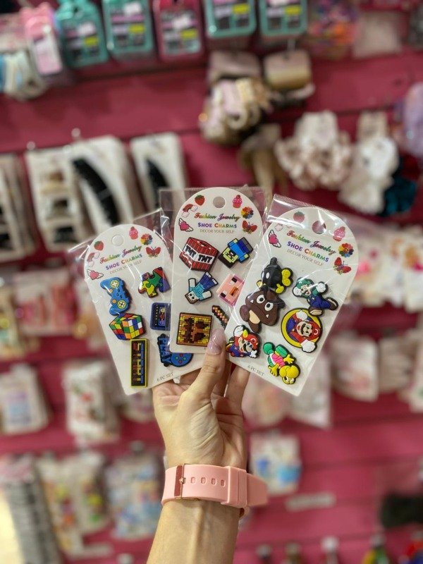 Producto - PINES PARA CROCS COD PINES