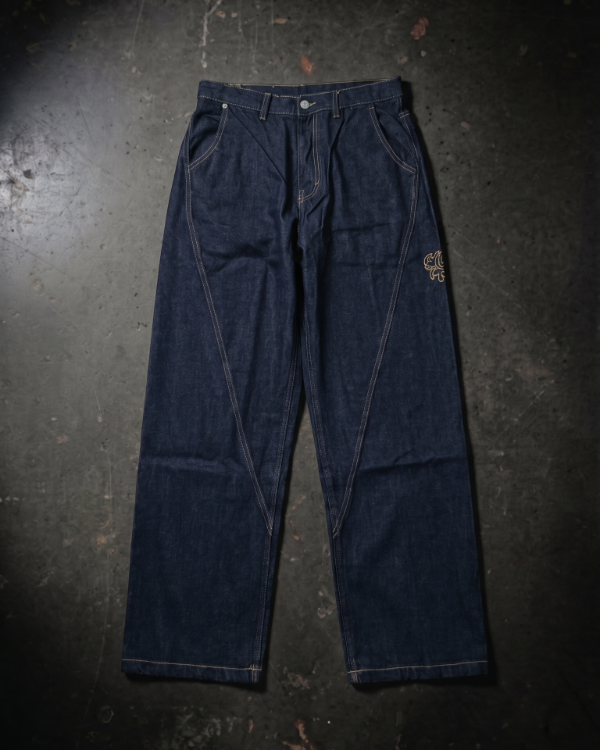 Producto - Mertra Panelled Denim Jeans