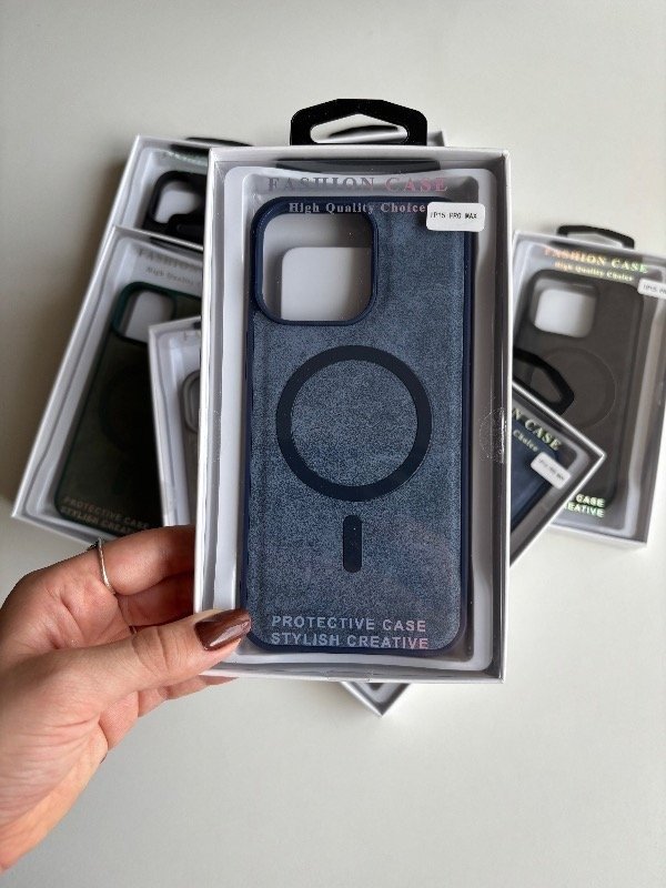 Producto - FUNDA CUERO MAGSAFE IP 16 PRO