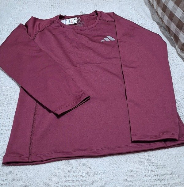 Producto - CAMISETA TERMICA ENTALLADA - 6