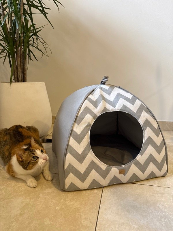 Producto - Cama modelo IGLÚ (gris zig zag) 45x45