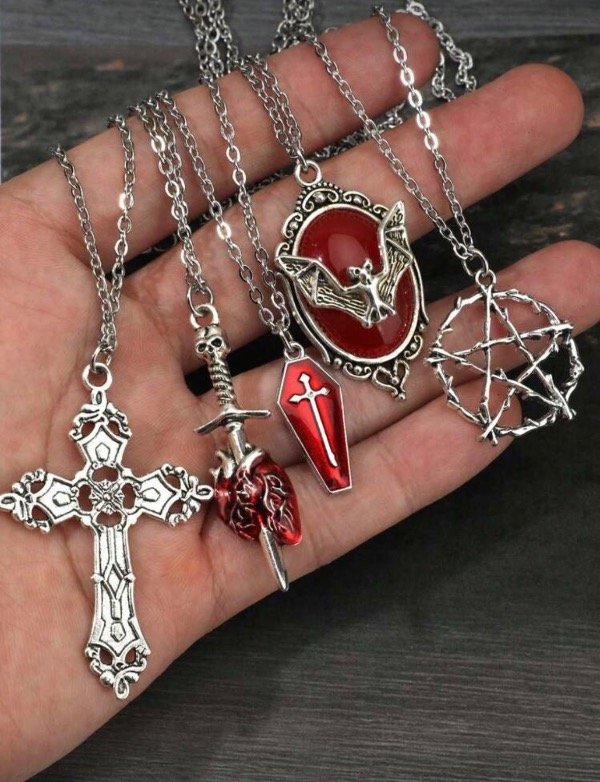 Producto - Collar Gotico