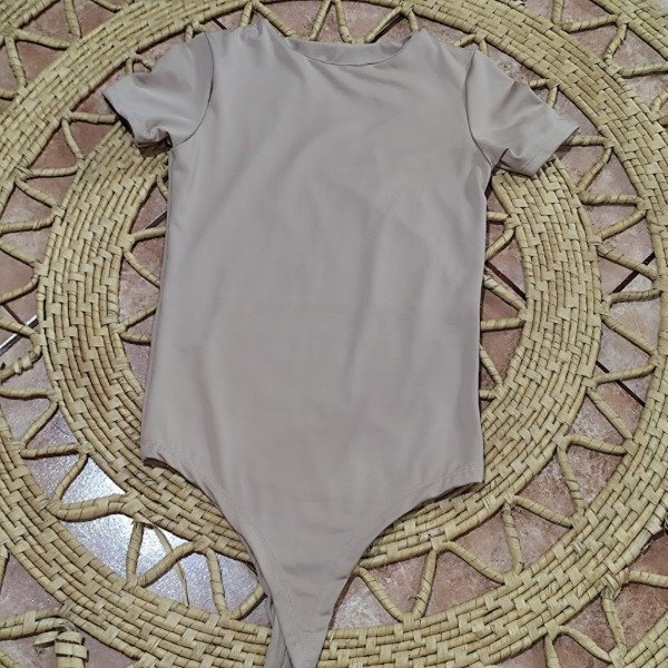 Producto - BODY BASICO CUELLO REDONDO