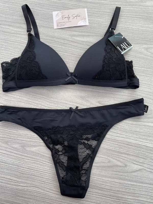 Producto - Conjunto Nina Tringulo Soft De Microfibra y Puntilla
