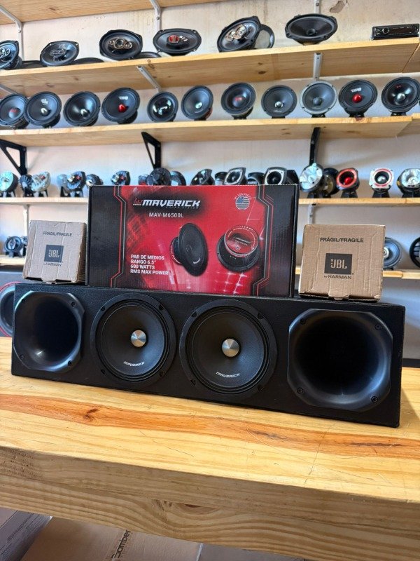 Producto - RAKERA PARA POTENCIAR CON 2 MEDIOS 6,5 MAVERICK Y DRIVER JBL D-250X