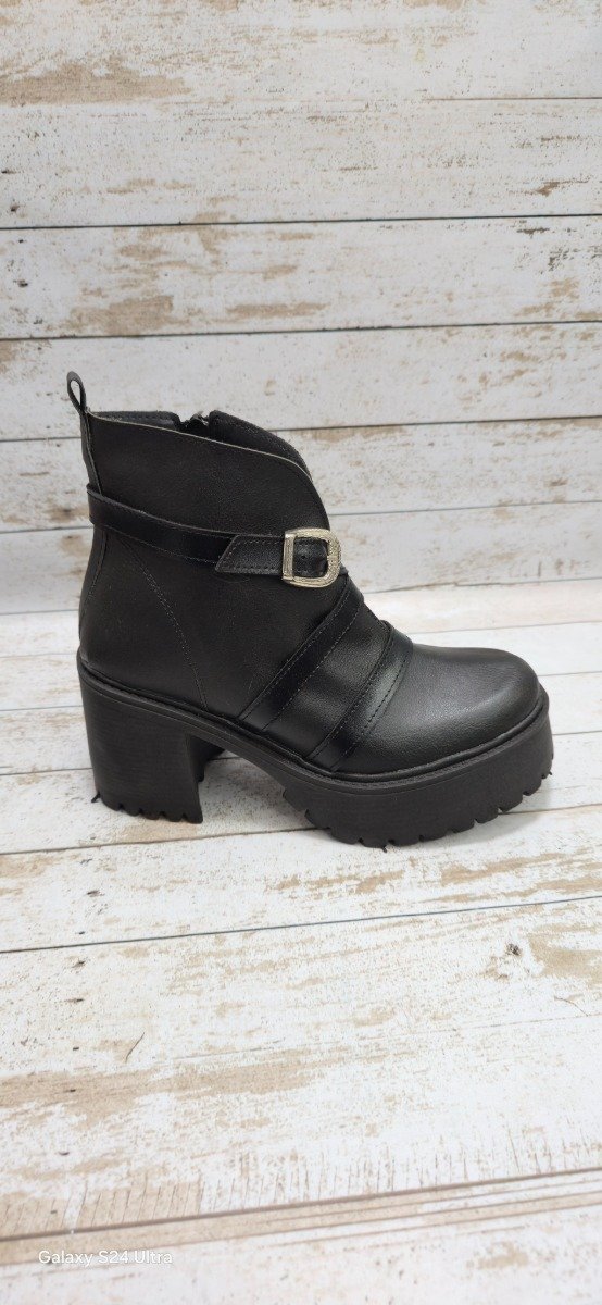Producto - bota taco separado negro del 36 al 40 - 1
