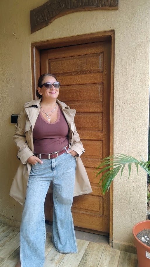 Producto - Trench Corto Olivia