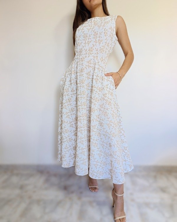 Producto - Vestido Monarca (tela bordada)