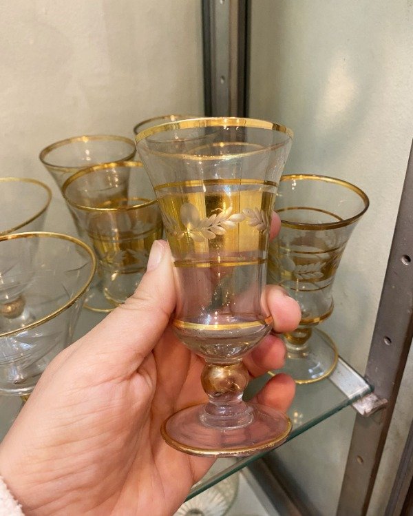 Producto - 6 Copas Tipo Licor Con Dorado (1 con chip)