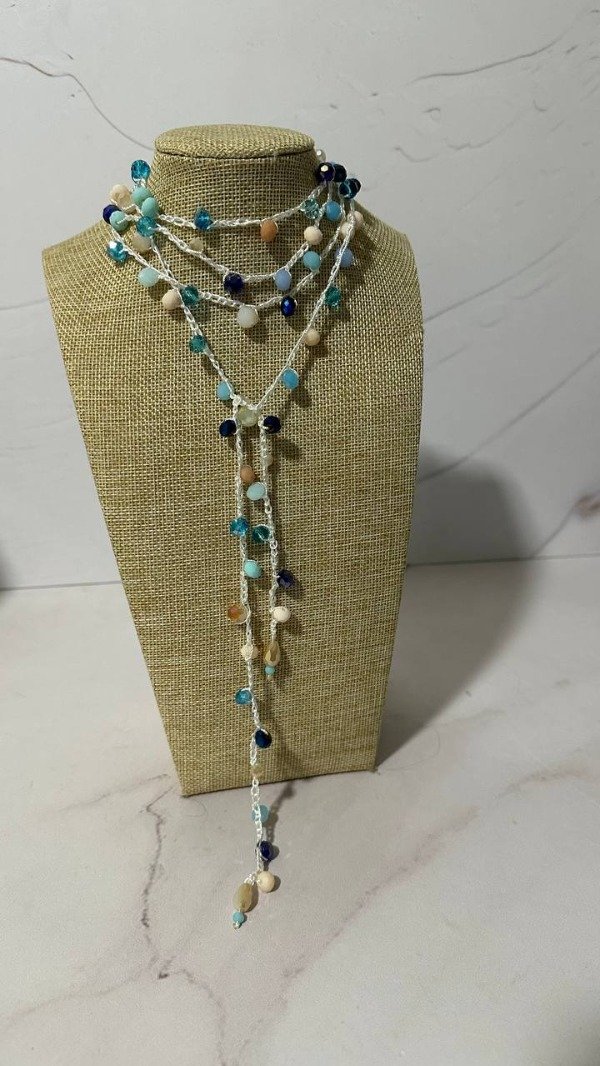 Producto - COLLAR MIL VUELTAS celeste - 1