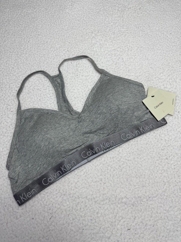 Producto - Top Ck Gris