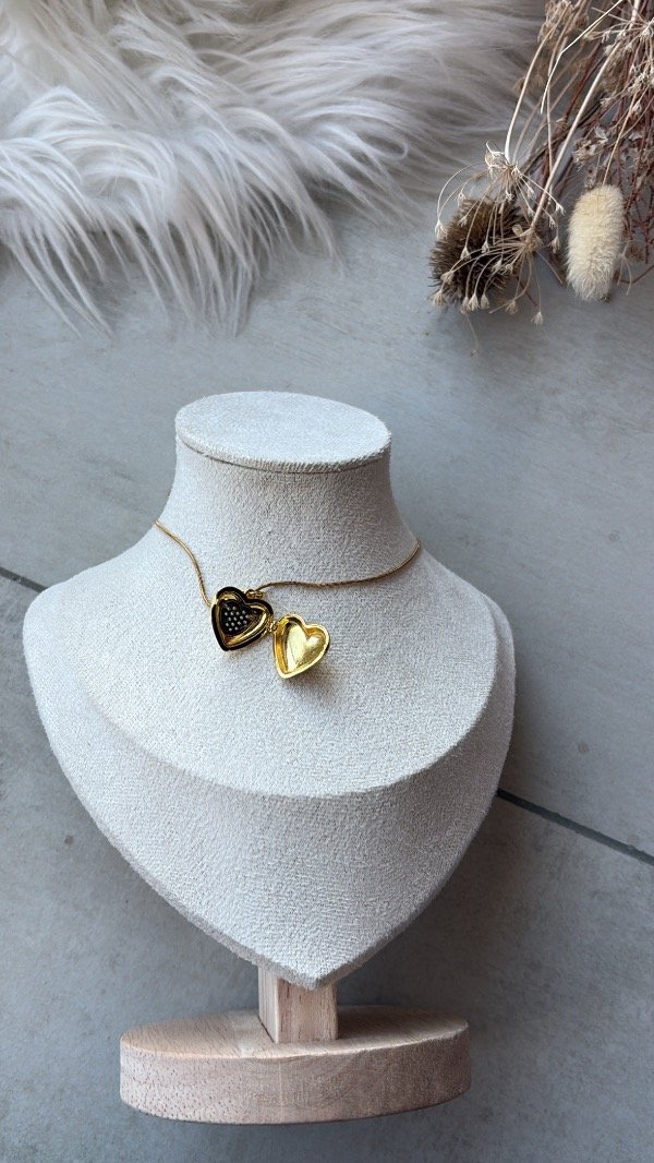 Producto - Relicario collar acero dorado - 1