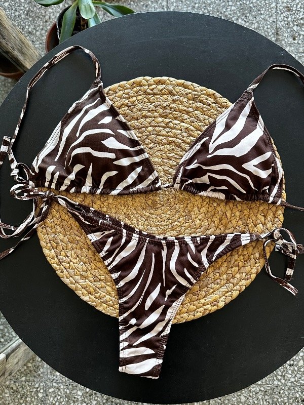 Producto - Triángulo cebra con dorado