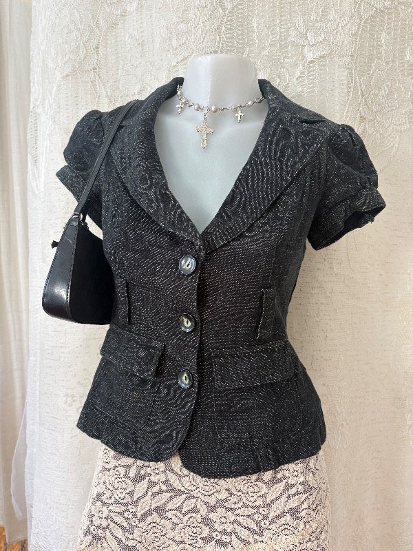 Producto - Blazer Manga corta de A.Byer Talle S CODIGO A