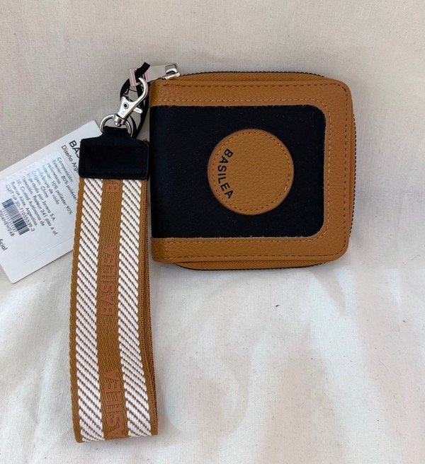 Producto - Billetera Basilea