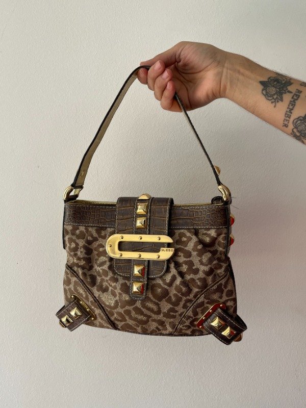 Producto - Cartera Guess animal print