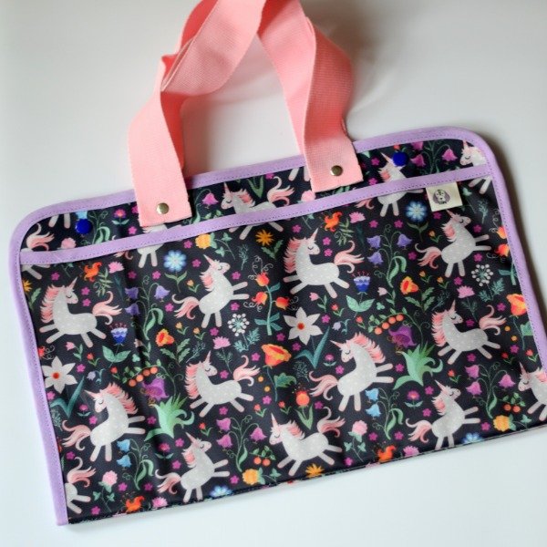 Producto - Valija XL Unicornios (incluye materiales) - 1