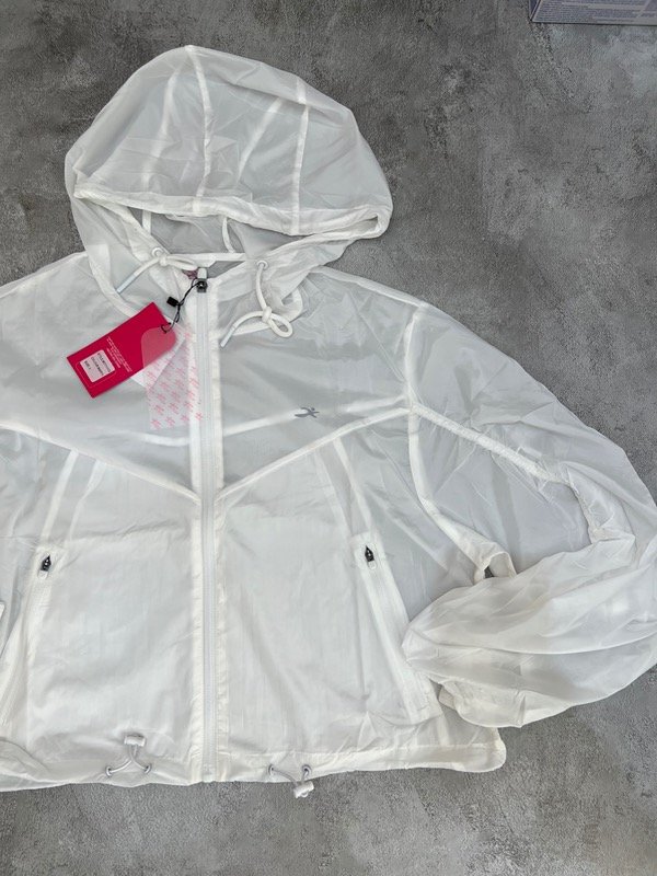 Producto - Rompeviento BETSA I-run (1007)