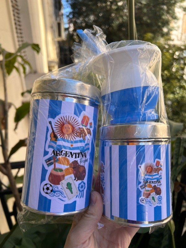 Producto - 2 set de mate argentina con vertedores de metal