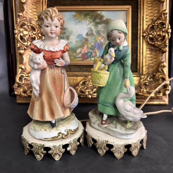 Producto - Par de Veladores de Porcelana