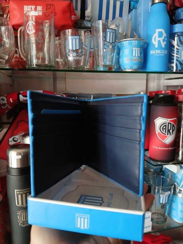 Producto - Billetera en caja oficial - 1