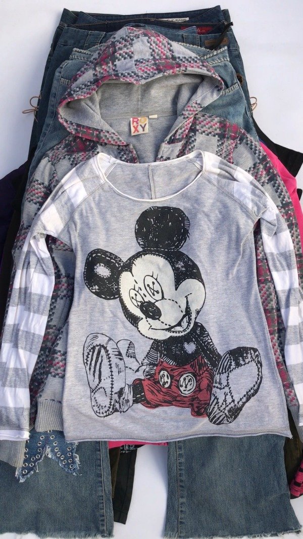 Producto - Emo longsleeve Mickey ojos de boton - 4