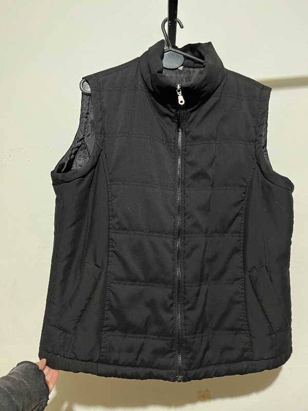 Producto - Chaleco //black// talle L