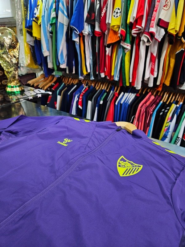 Producto - Campera Málaga 24/25